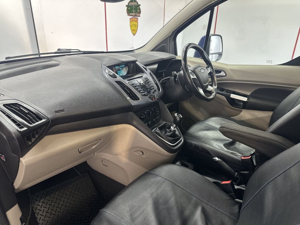 Used Ford Grand Tourneo Connect 2017 for sale - 76481936: Photo 22