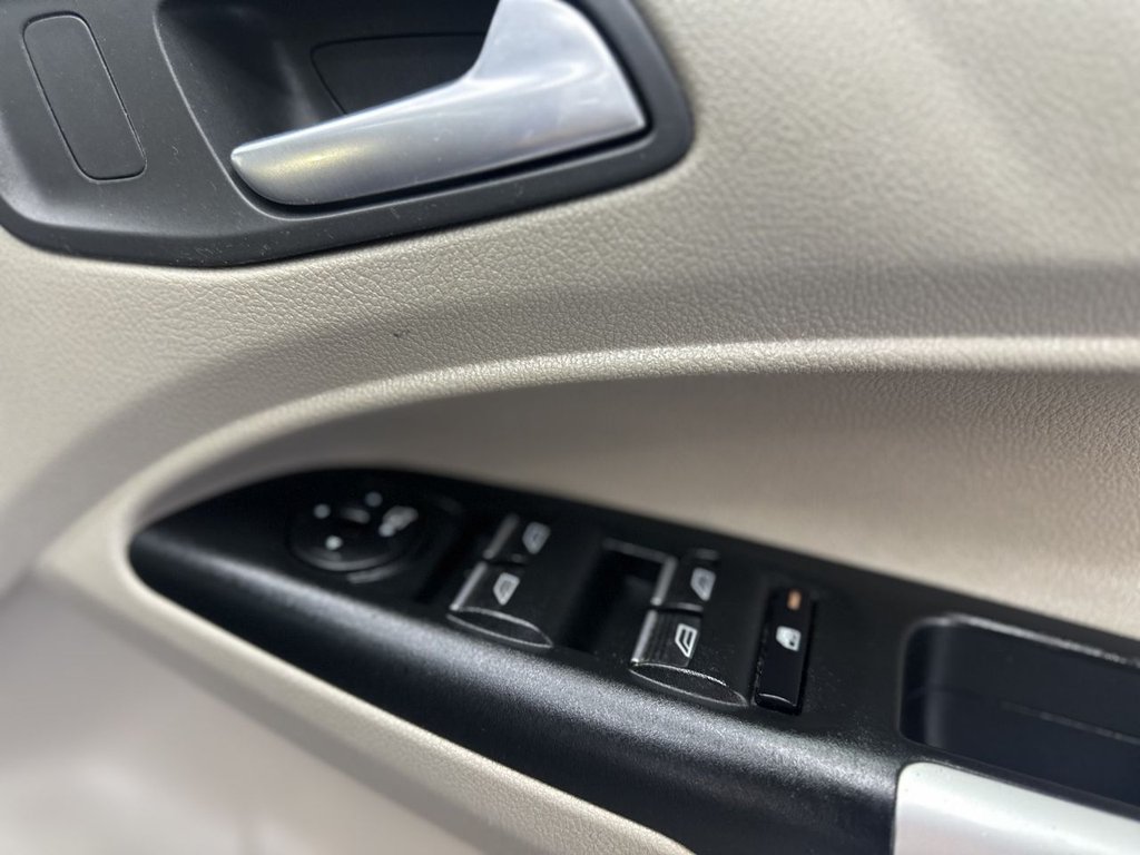 Used Ford Grand Tourneo Connect 2017 for sale - 76481936: Photo 24