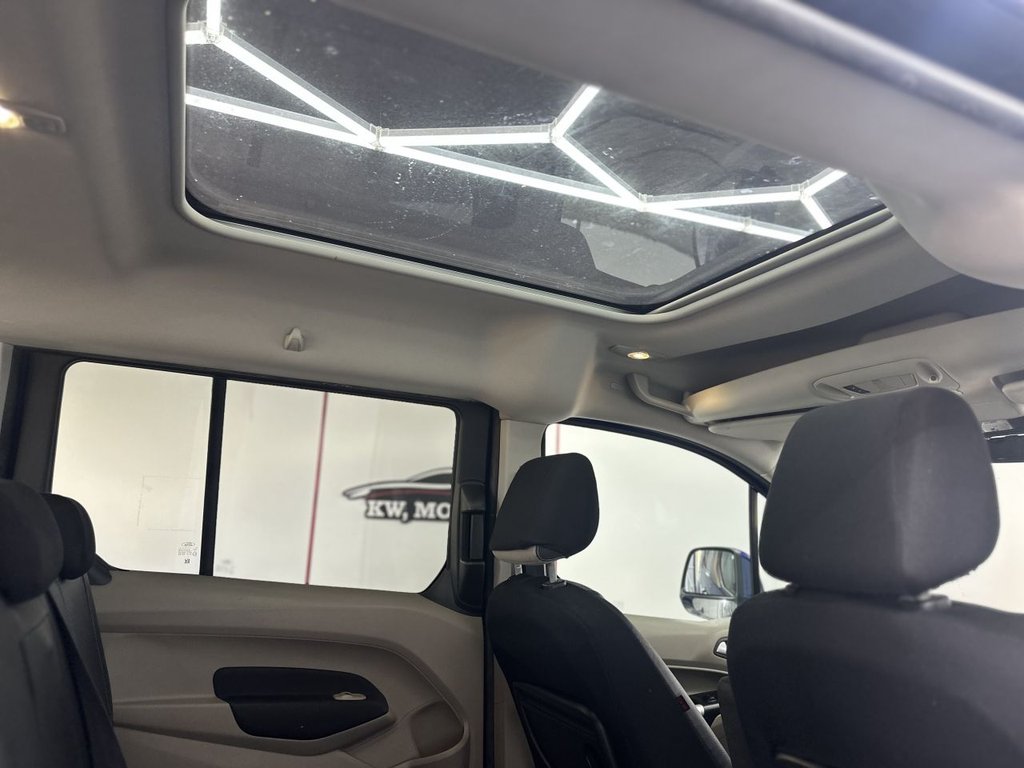 Used Ford Grand Tourneo Connect 2017 for sale - 76481936: Photo 38