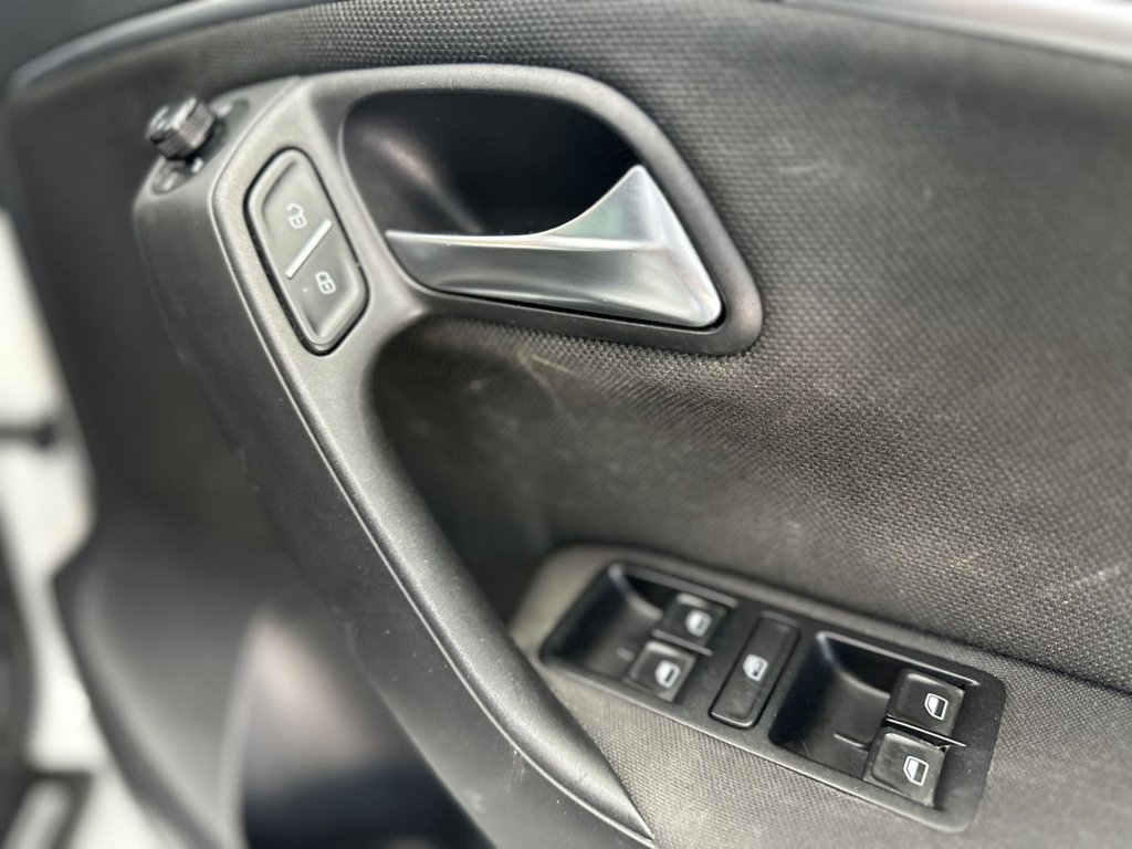 Used Volkswagen Polo 2016 for sale - 76356236: Photo 20