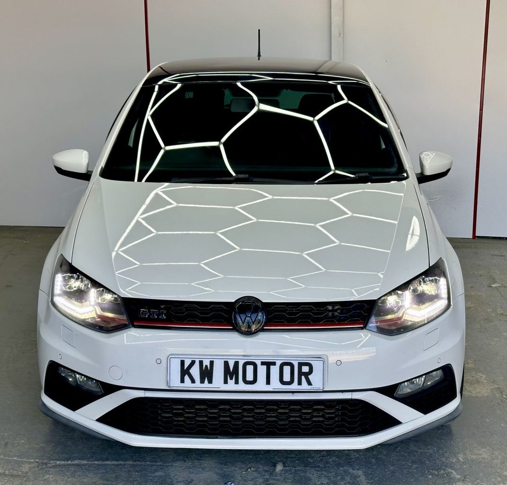 Used Volkswagen Polo 2016 for sale - 76356236: Photo 6