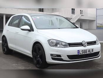 Used Volkswagen Golf 2016 for sale - 77571912: Photo