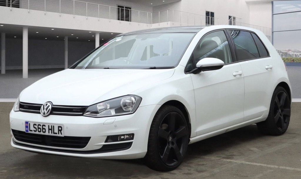 Used Volkswagen Golf 2016 for sale - 77571912: Photo 3