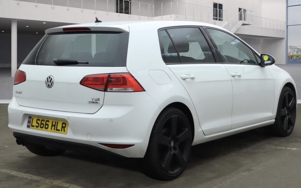 Used Volkswagen Golf 2016 for sale - 77571912: Photo 5