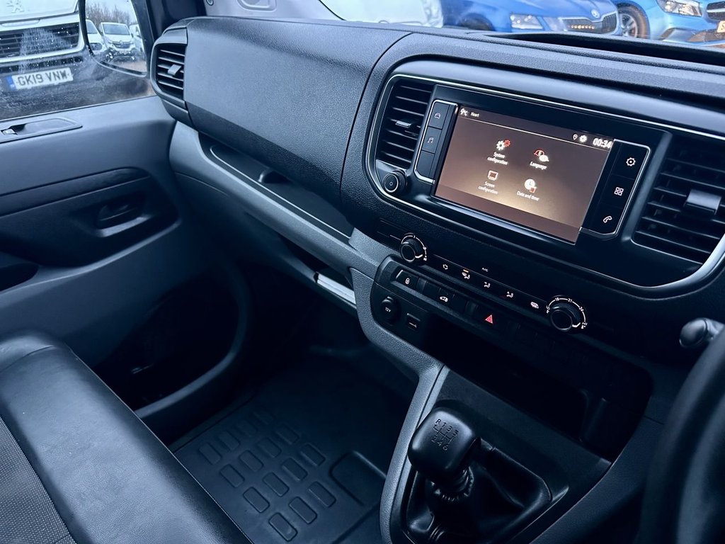 Used Vauxhall Vivaro 2020 for sale - 77477613: Photo 32