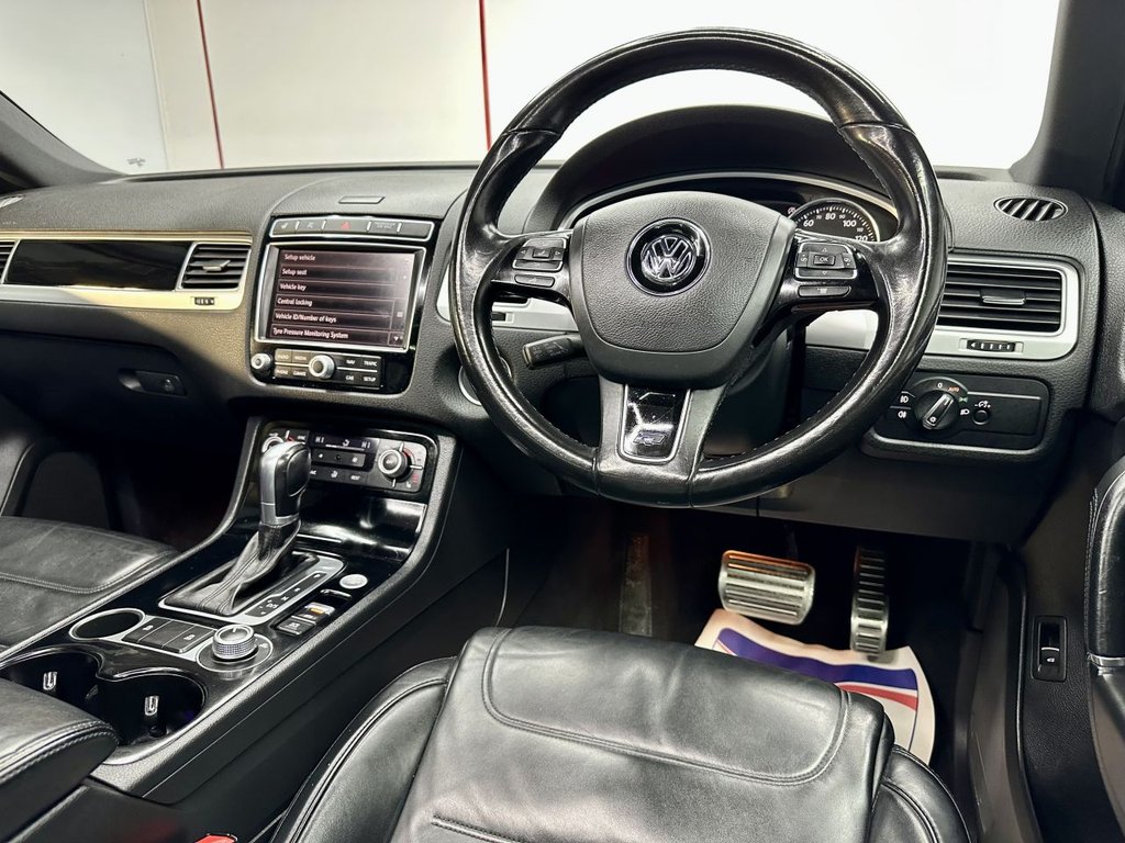 Used Volkswagen Touareg 2017 for sale - 77477546: Photo 24