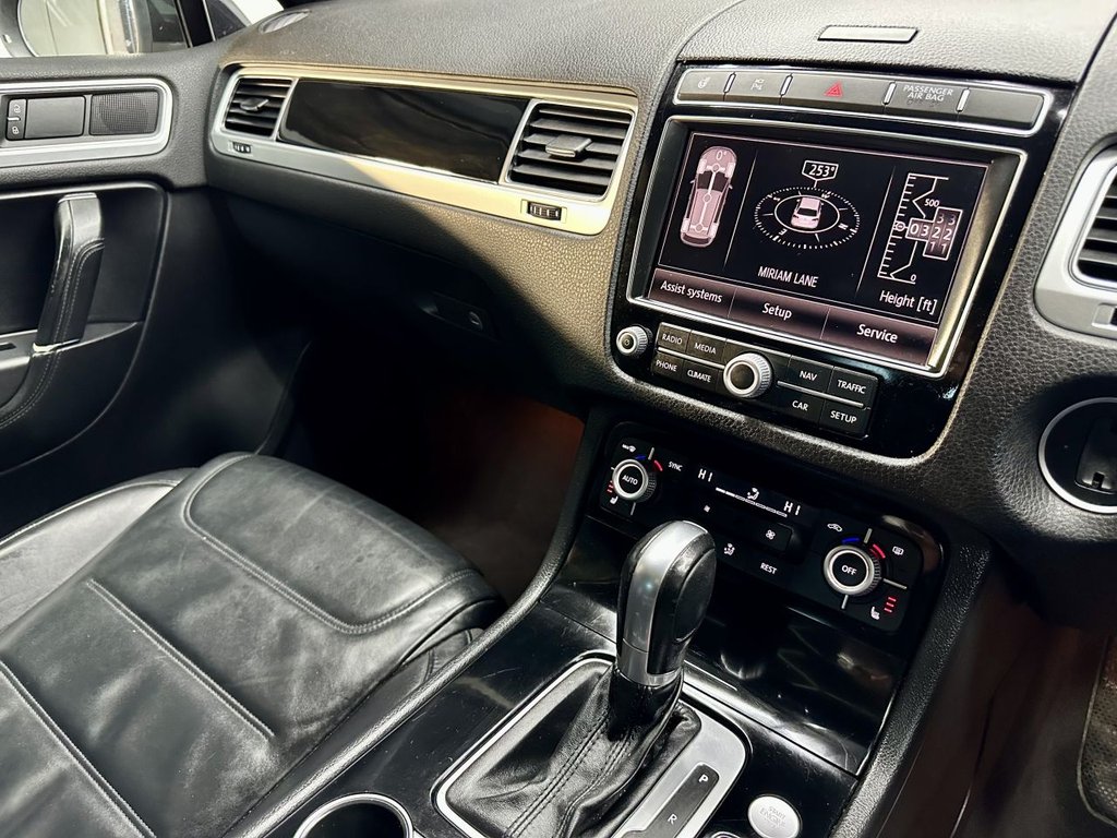 Used Volkswagen Touareg 2017 for sale - 77477546: Photo 43