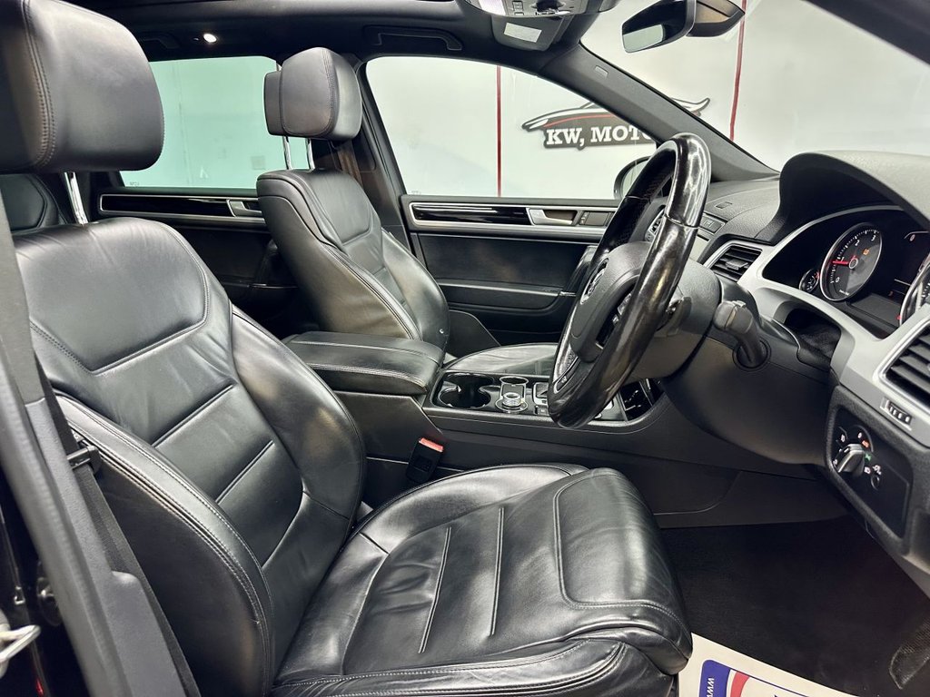 Used Volkswagen Touareg 2017 for sale - 77477546: Photo 49