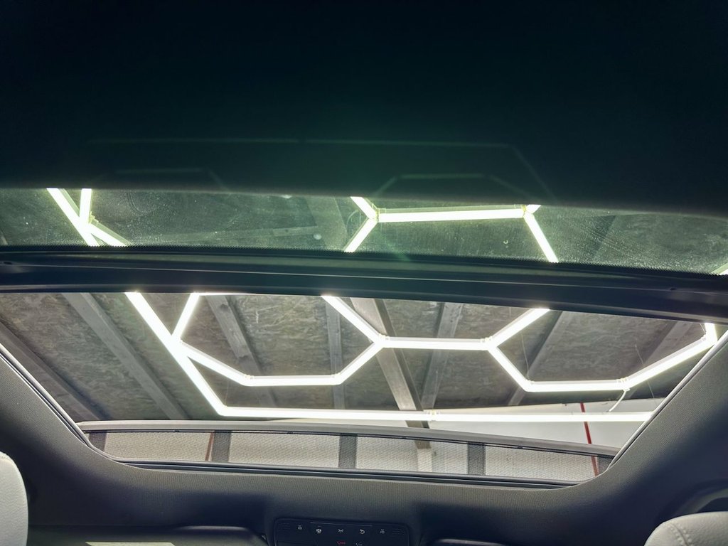 Used Mercedes-Benz E Class 2019 for sale - 77048618: Photo 30