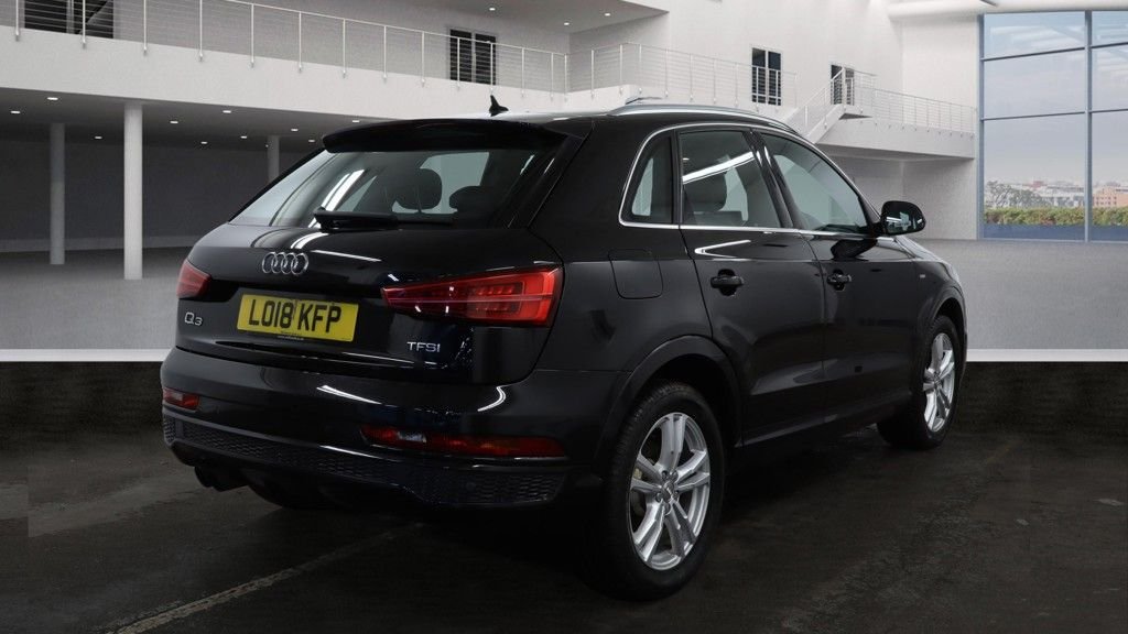Used Audi Q3 2018 for sale - 77263847: Photo 10