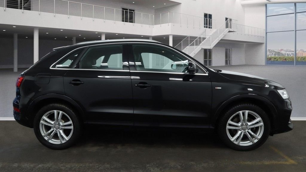 Used Audi Q3 2018 for sale - 77263847: Photo 11