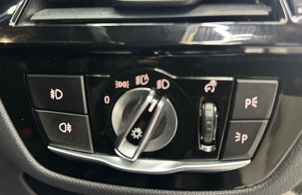 Used BMW 5 Series 2017 for sale - 75610467: Photo 24