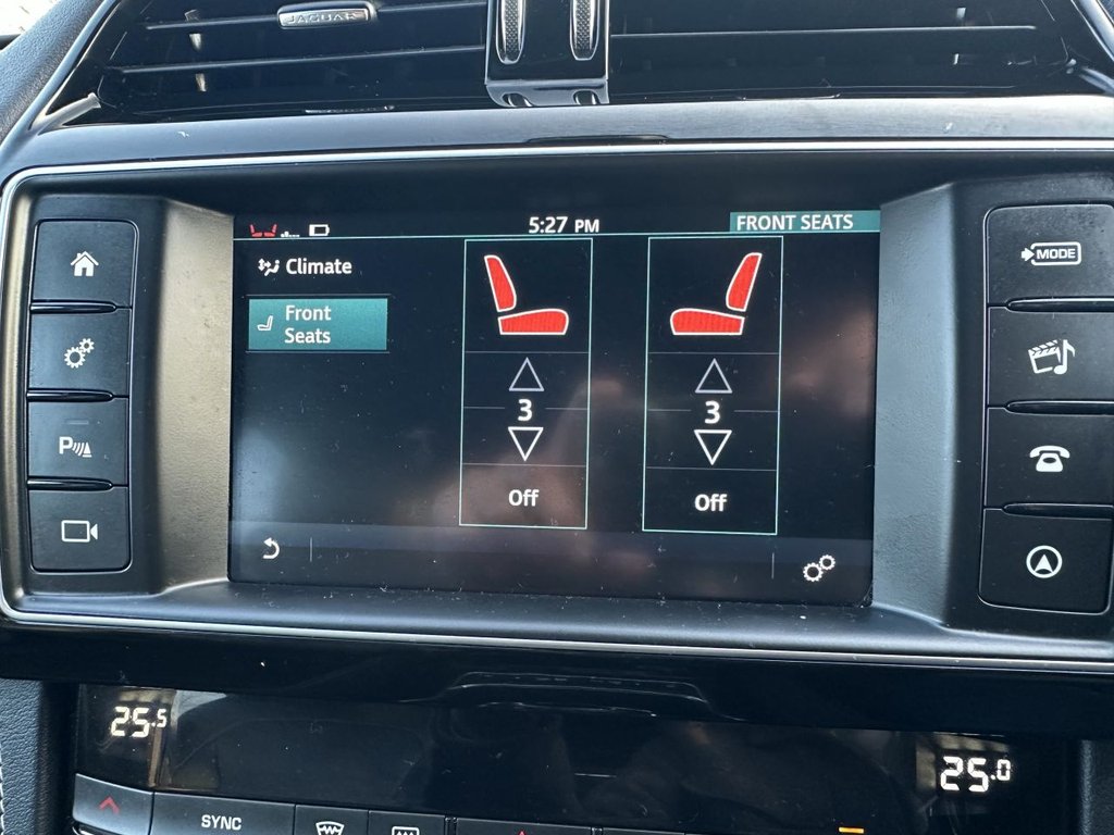 Used Jaguar F-Pace 2017 for sale - 78043949: Photo 38