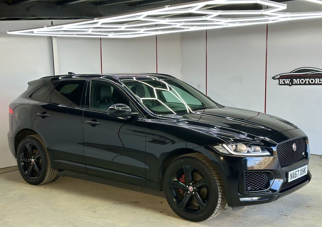 Used Jaguar F-Pace 2017 for sale - 78043949: Photo 4