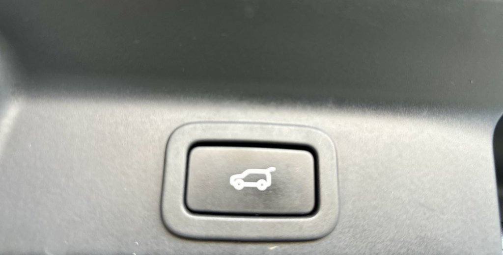 Used Jaguar F-Pace 2017 for sale - 78043949: Photo 49