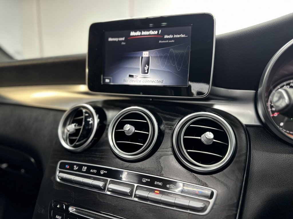 Used Mercedes-Benz GLC 2016 for sale - 76111848: Photo 35