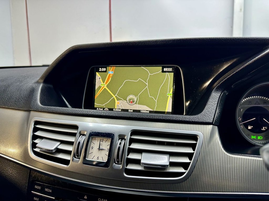 Used Mercedes-Benz E Class 2015 for sale - 76820580: Photo 32