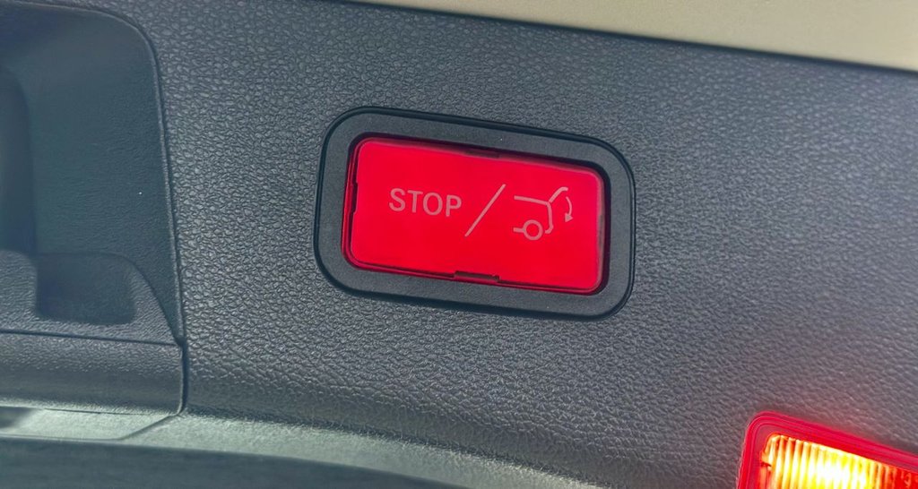 Used Mercedes-Benz E Class 2015 for sale - 76820580: Photo 42