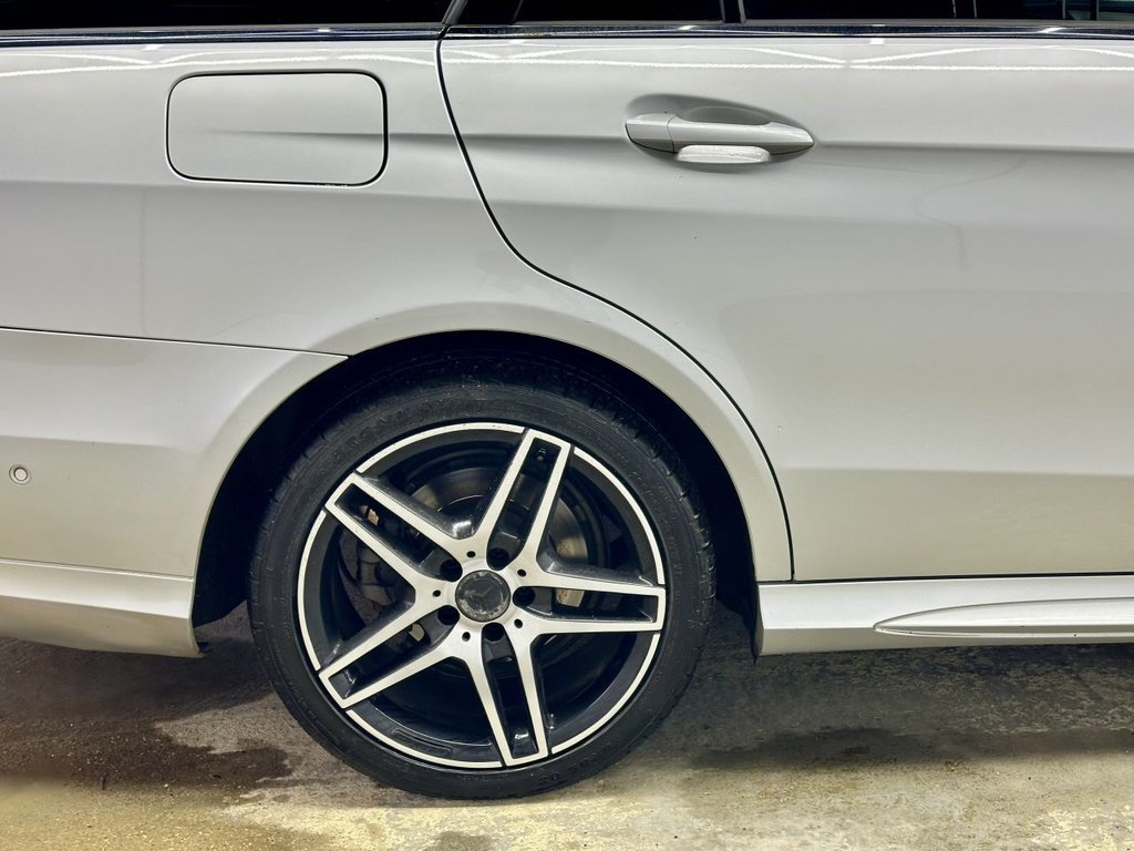 Used Mercedes-Benz E Class 2015 for sale - 76820580: Photo 45