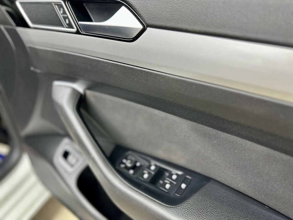 Used Volkswagen Passat 2016 for sale - 77654757: Photo 25