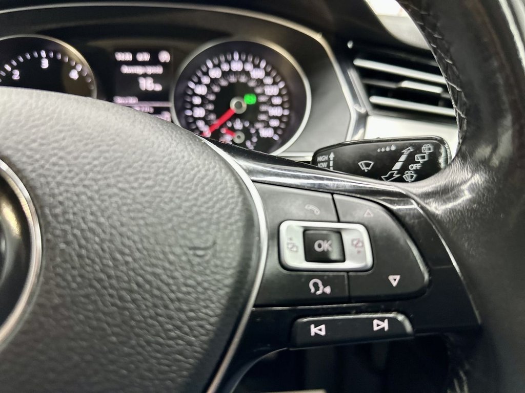 Used Volkswagen Passat 2016 for sale - 77654757: Photo 28