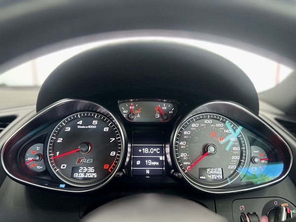 Used Audi R8 2015 for sale - 75527569: Photo 29