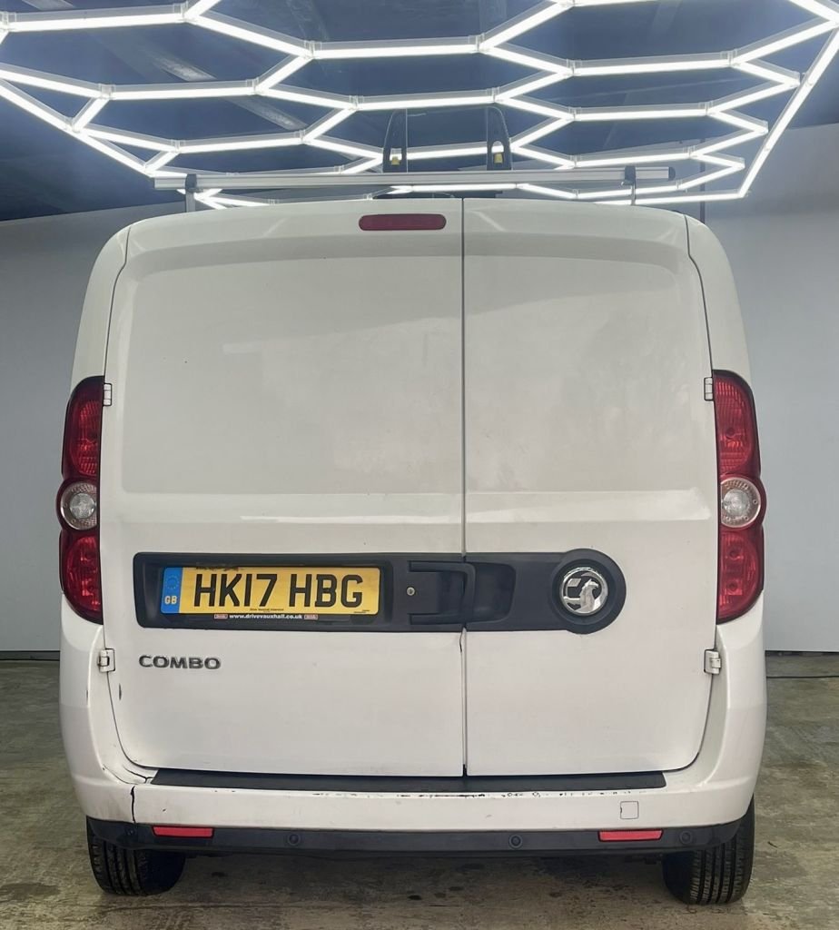 Used Vauxhall Combo 2017 for sale - 77236571: Photo 10