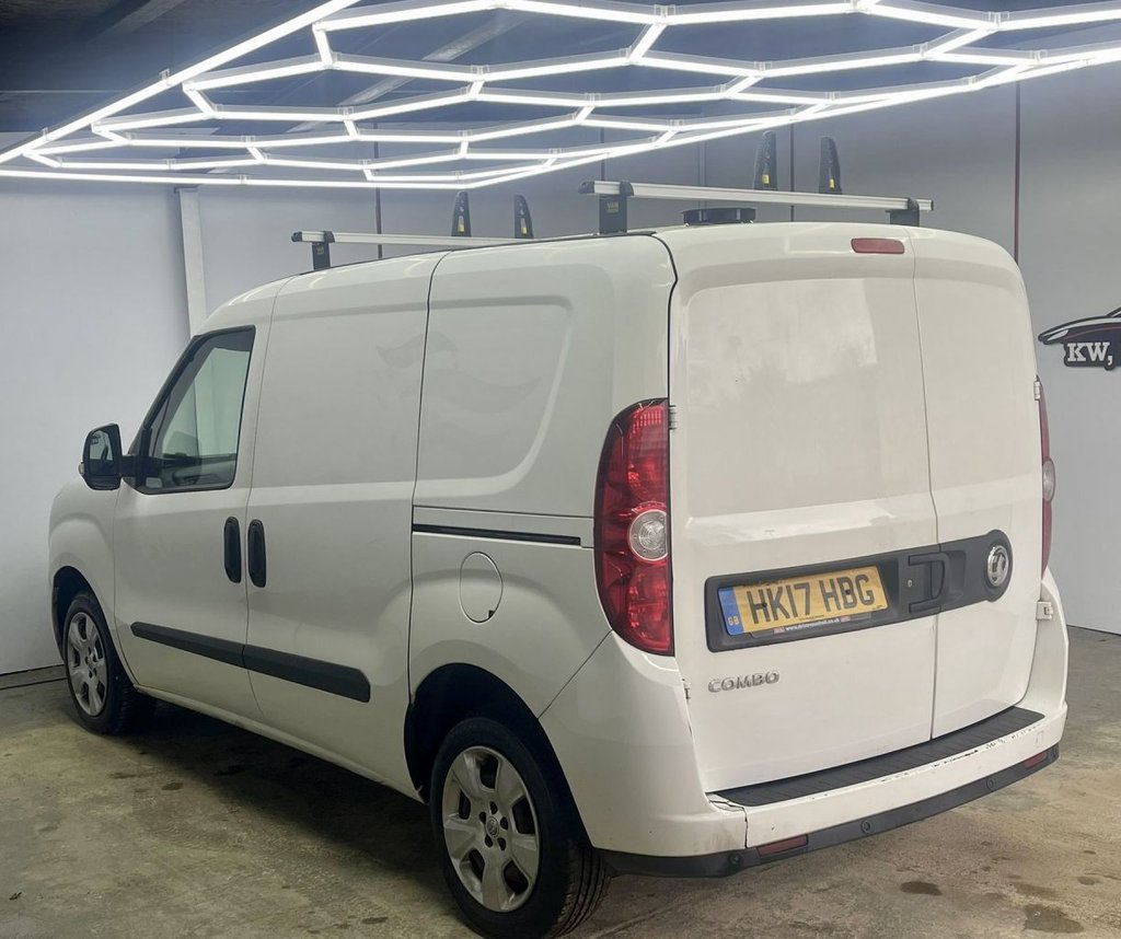 Used Vauxhall Combo 2017 for sale - 77236571: Photo 12