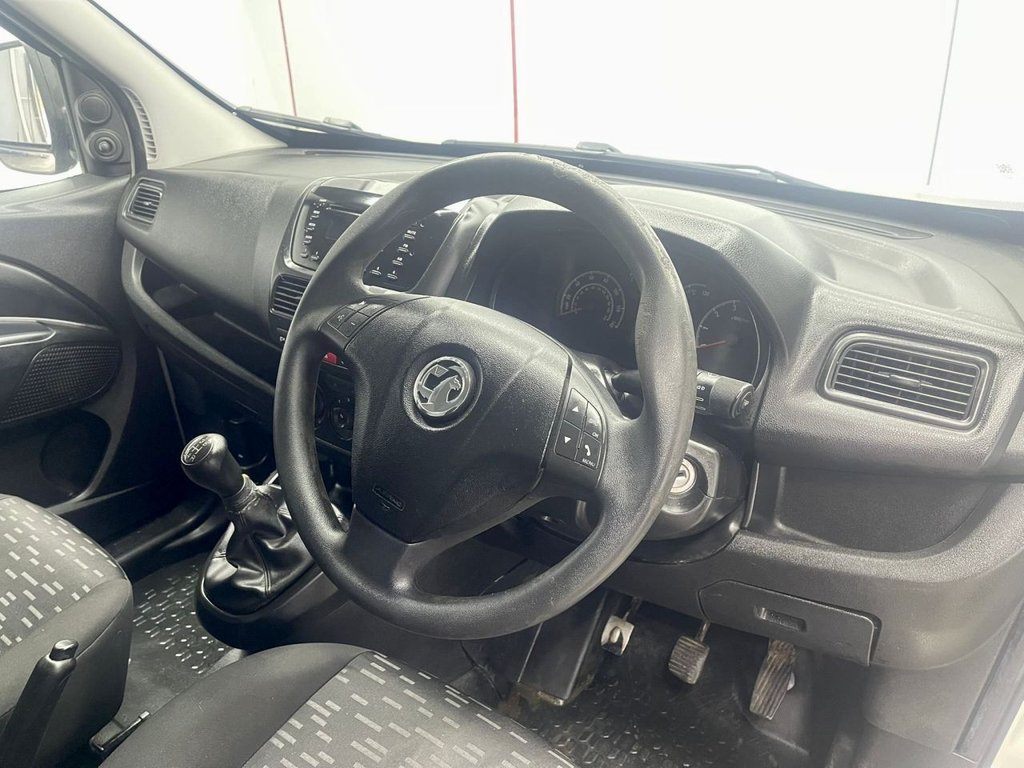 Used Vauxhall Combo 2017 for sale - 77236571: Photo 13