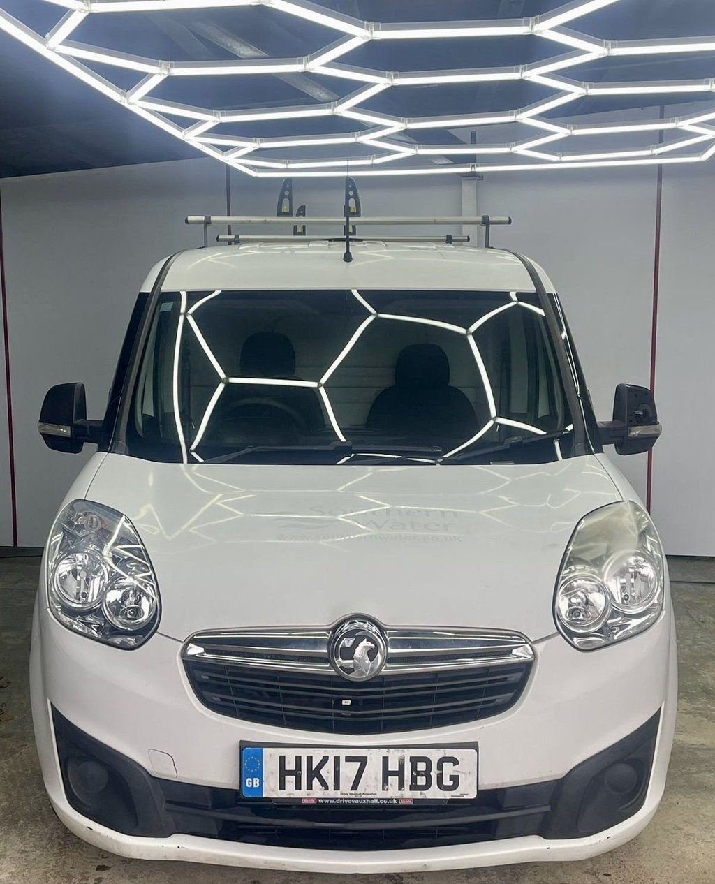 Used Vauxhall Combo 2017 for sale - 77236571: Photo 4