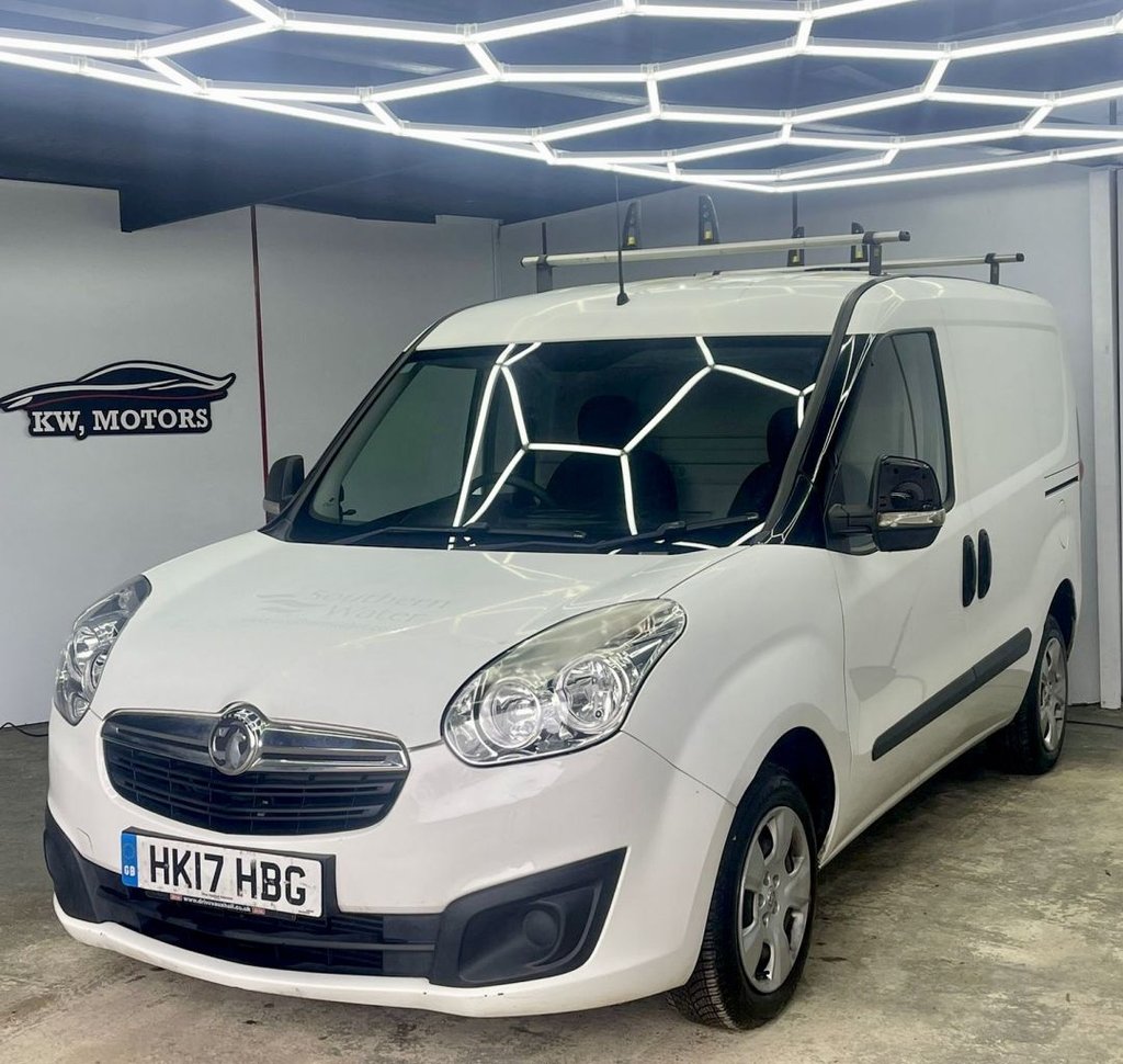 Used Vauxhall Combo 2017 for sale - 77236571: Photo 6