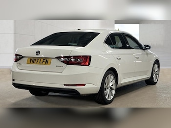 Used Skoda Superb 2017 for sale - 79394494: Photo