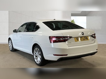 Used Skoda Superb 2017 for sale - 79394494: Photo