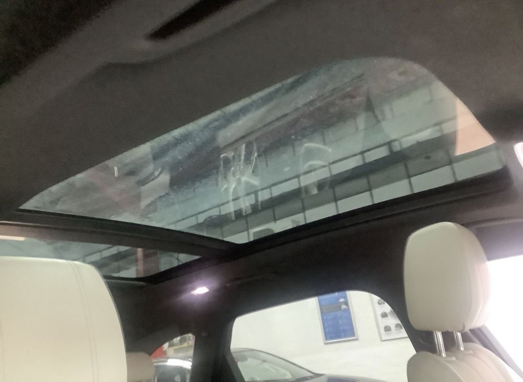 Used Land Rover Range Rover Velar 2017 for sale - 77771029: Photo 10