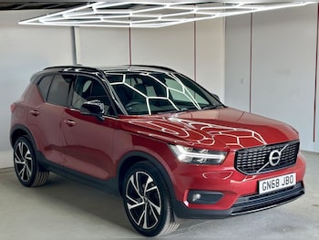 Used Volvo XC40 2018 for sale - 79498859: Photo