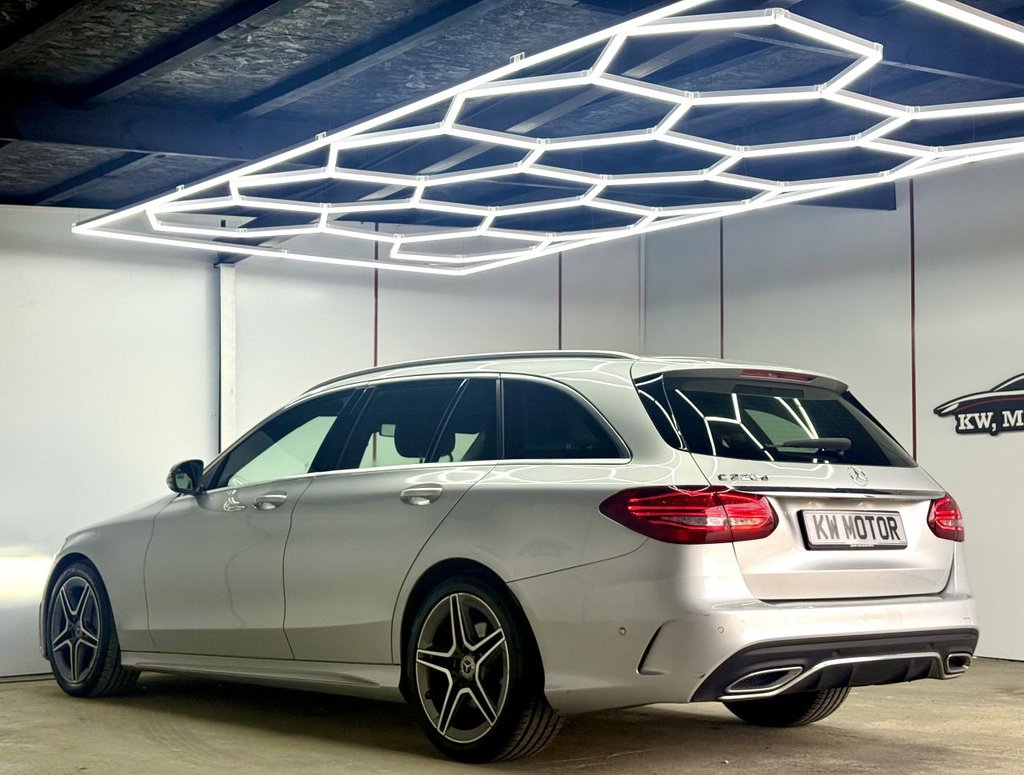 Used Mercedes-Benz C Class 2019 for sale - 76061873: Photo 16