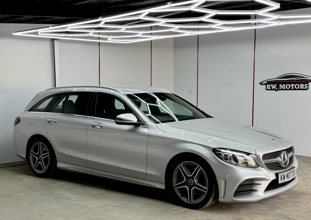 Used Mercedes-Benz C Class 2019 for sale - 76061873: Photo 2