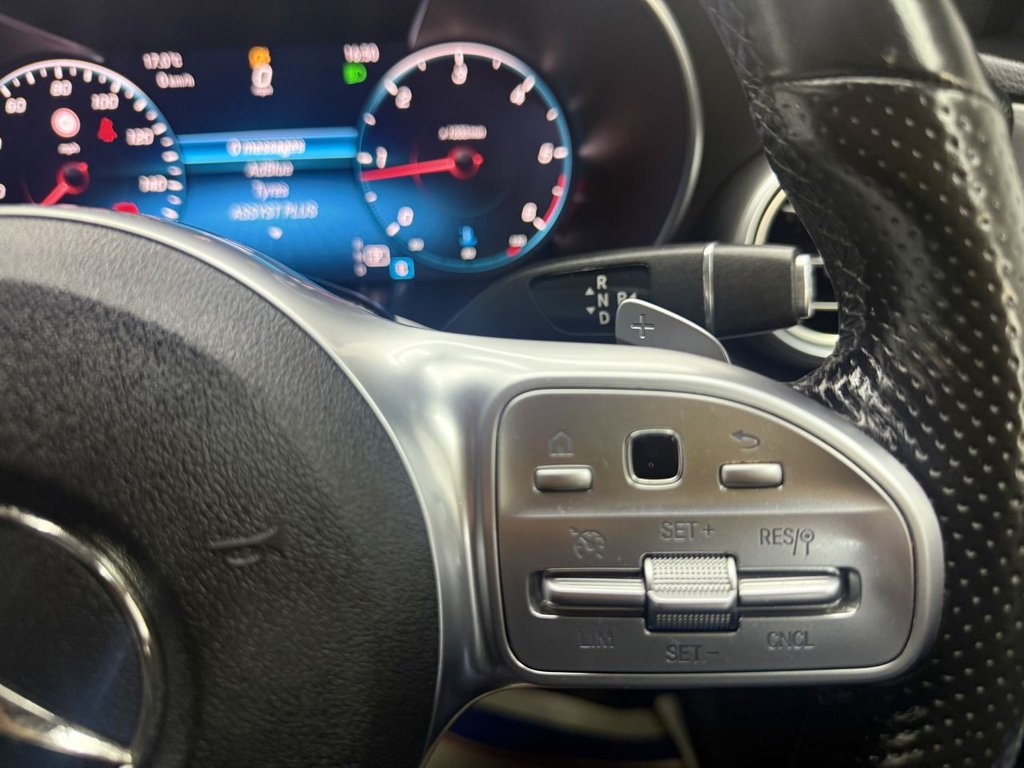 Used Mercedes-Benz C Class 2019 for sale - 76061873: Photo 32