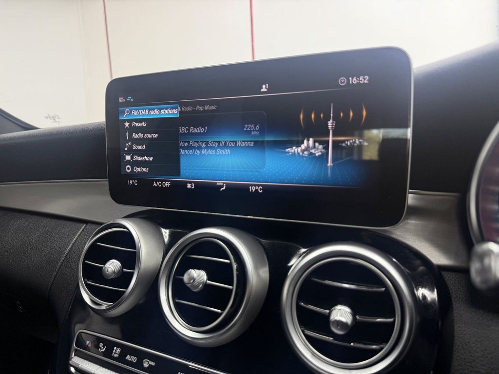 Used Mercedes-Benz C Class 2019 for sale - 76061873: Photo 45