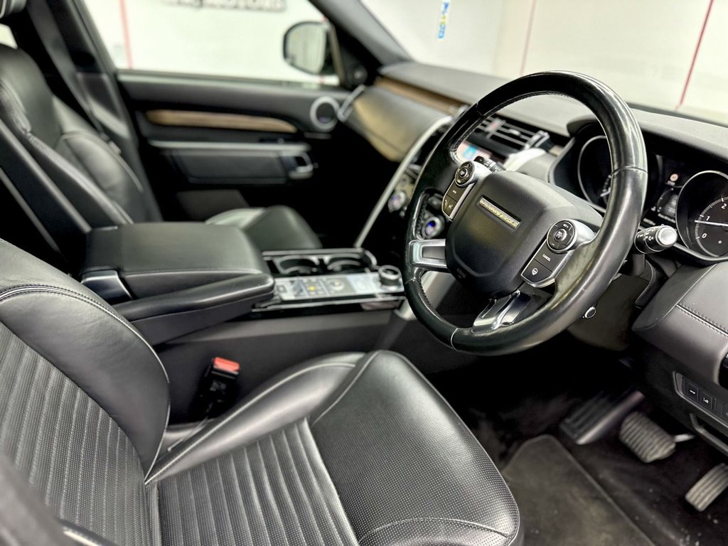 Used Land Rover Discovery 2017 for sale - 77884983: Photo 22