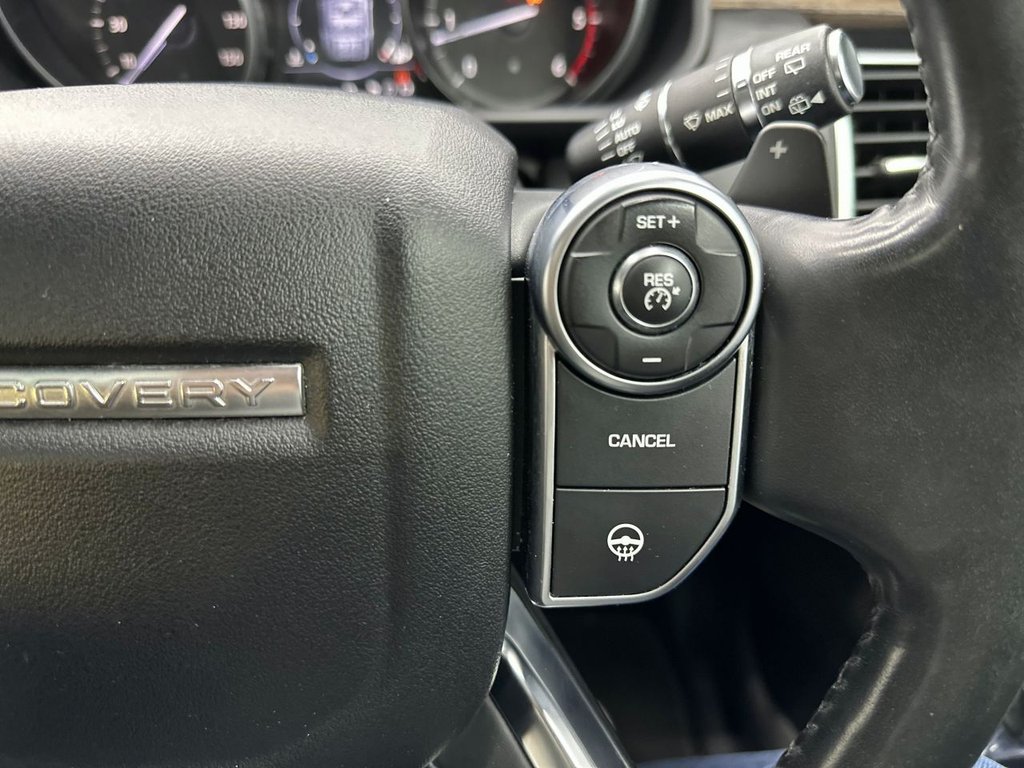 Used Land Rover Discovery 2017 for sale - 77884983: Photo 31