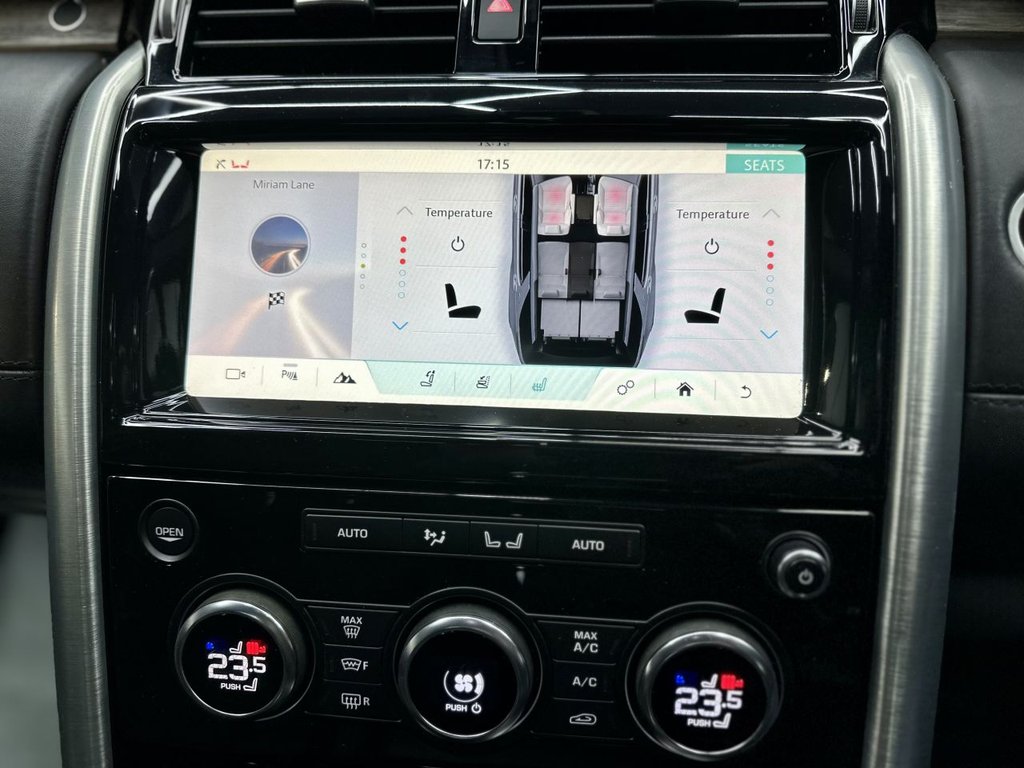 Used Land Rover Discovery 2017 for sale - 77884983: Photo 40