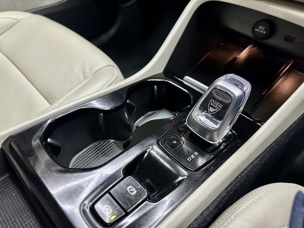 Used Volvo XC40 2022 for sale - 77805912: Photo 32