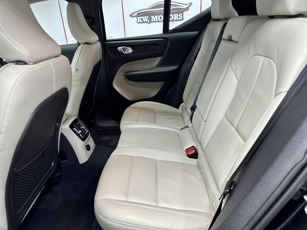 Used Volvo XC40 2022 for sale - 77805912: Photo 45