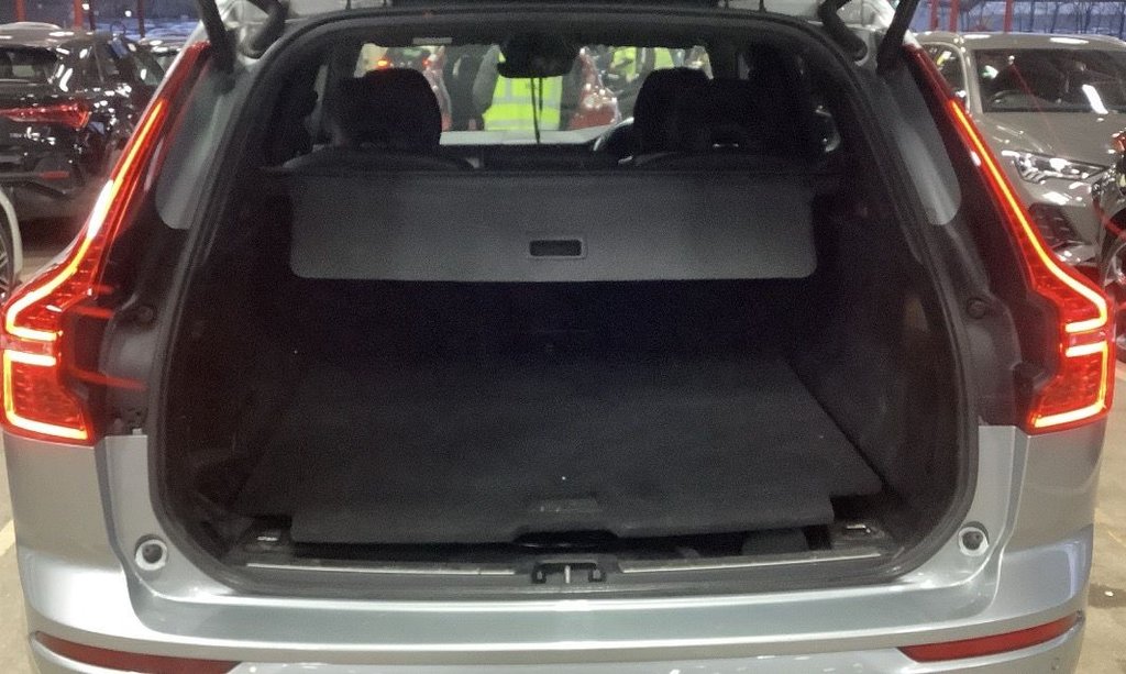 Used Volvo XC60 2018 for sale - 77583740: Photo 10