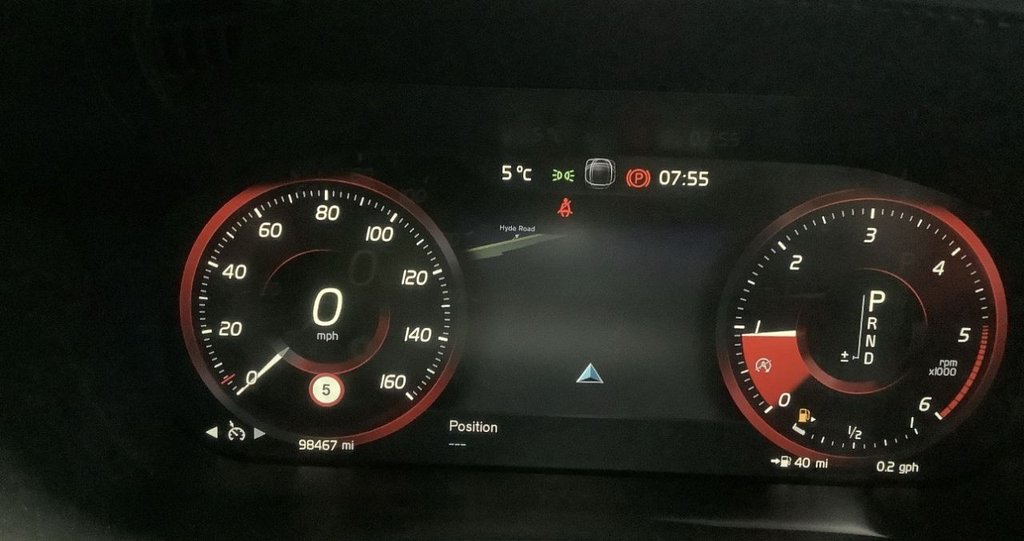 Used Volvo XC60 2018 for sale - 77583740: Photo 8