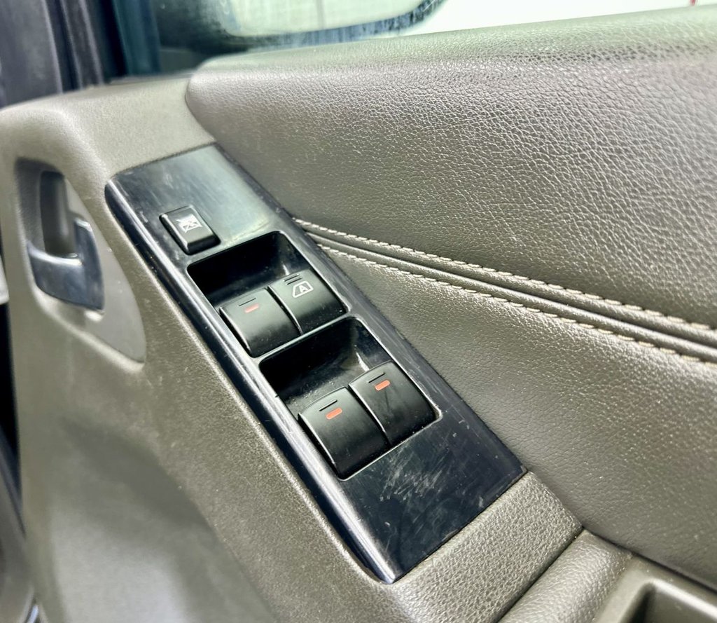 Used Nissan Navara 2011 for sale - 77072605: Photo 23