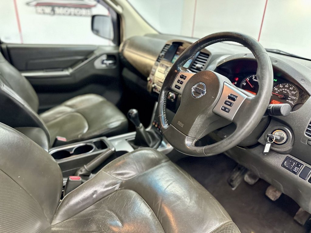 Used Nissan Navara 2011 for sale - 77072605: Photo 25