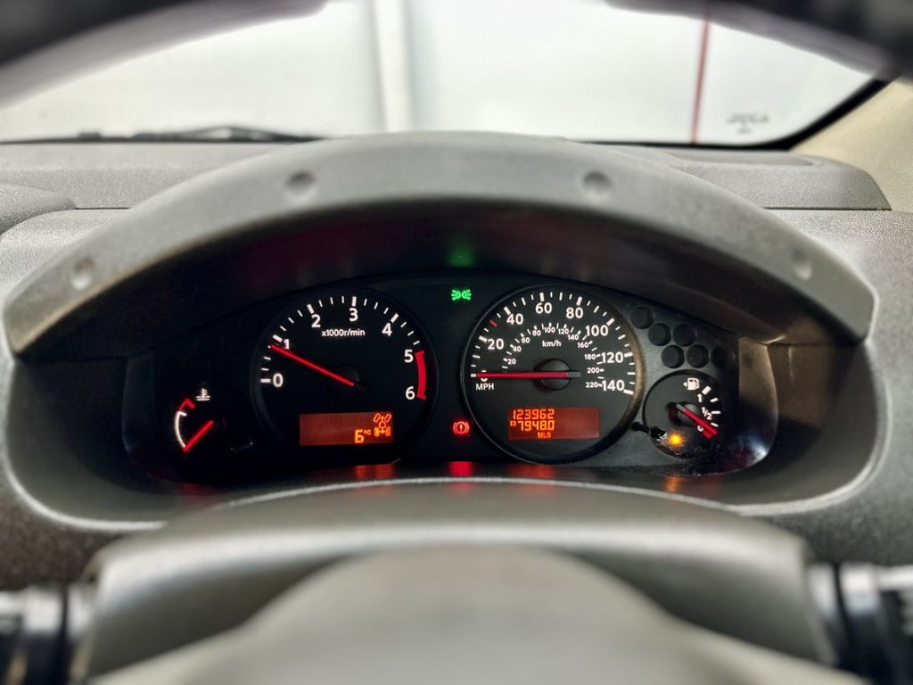 Used Nissan Navara 2011 for sale - 77072605: Photo 28