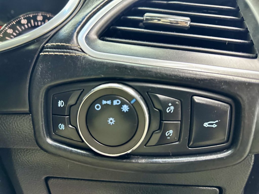 Used Ford Edge 2017 for sale - 77287942: Photo 24